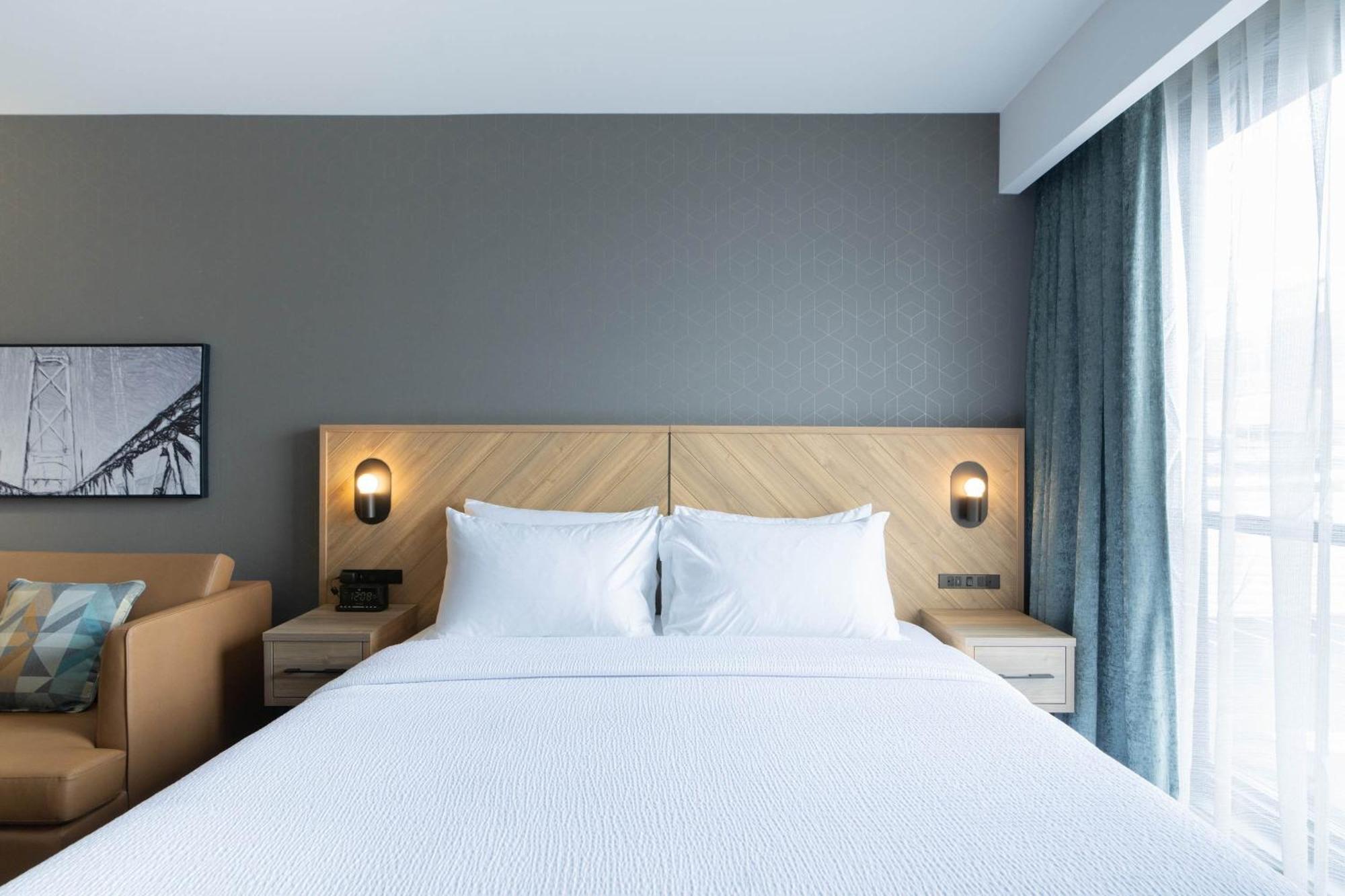Sandman Signature Dartmouth Hotel & Suites מראה חיצוני תמונה